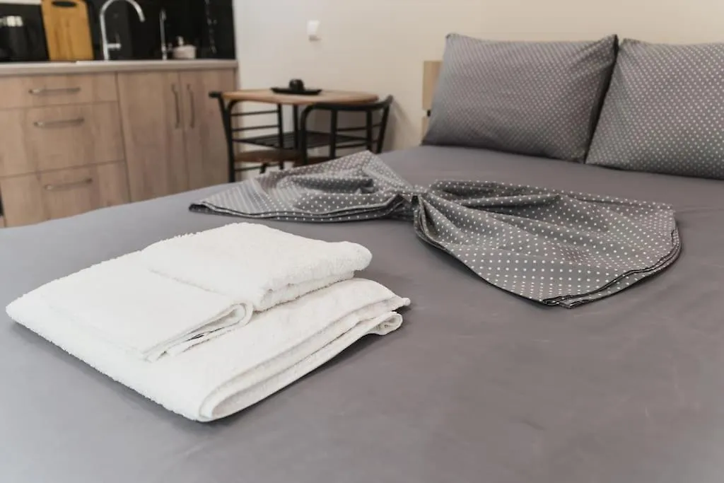 Izabella'S Luxury Apartment-1