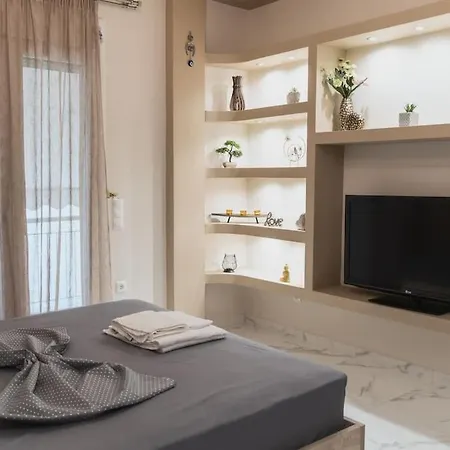Izabella'S Luxury Apartment-2